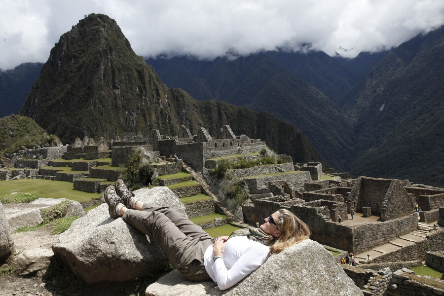 On the Way to Machu Picchu: The Dead Woman and the Turn-Around Lady