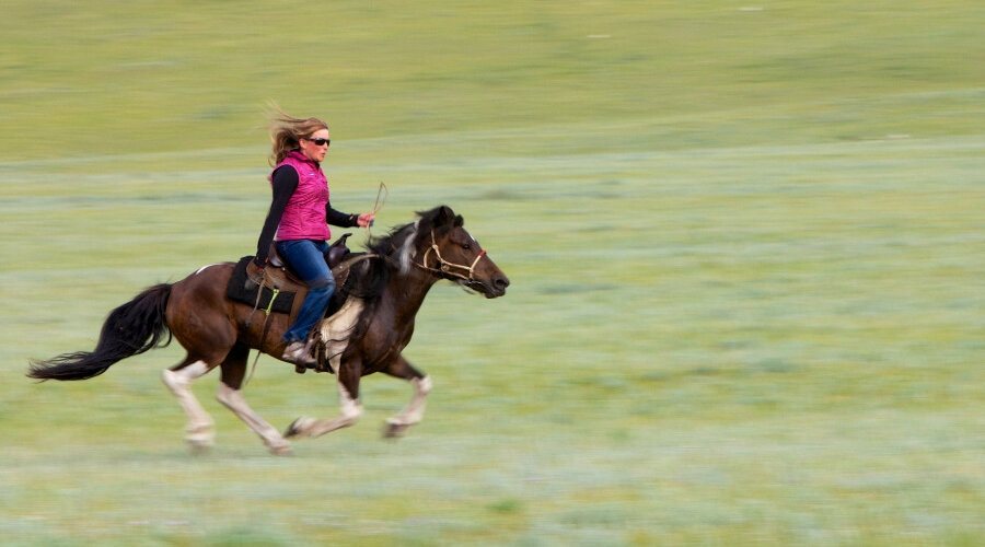 horse riding across Mongolia