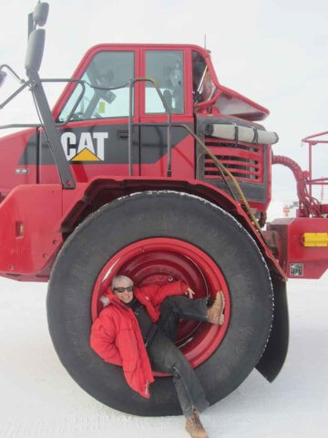 From Office Worker to Ice Road Trucker to Arts Colonist: How She Did It | NextTribe