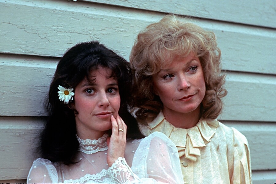 best mother's day movies, terms of endearment