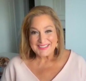 Laura Geller Makeup Brand Will Only Use Models Over 40 | NextTribe