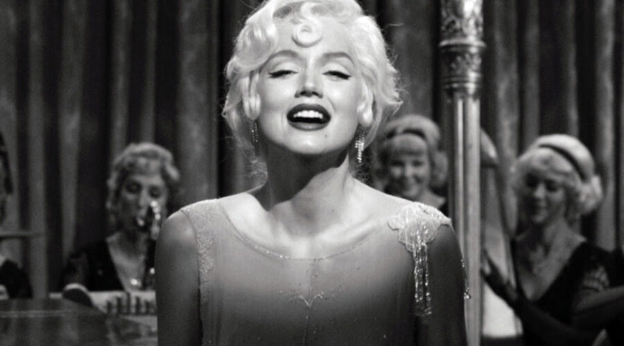 Marilyn Monroe Gorgeous Cross Body Chain