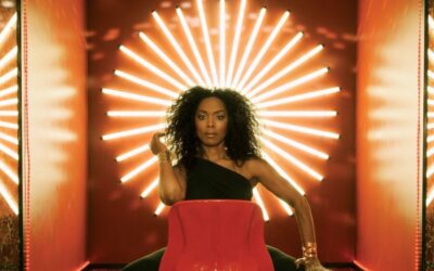 At 64, Angela Bassett Is on Fire. Lucky for Us