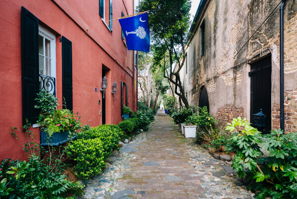 Alleyways of Charleston